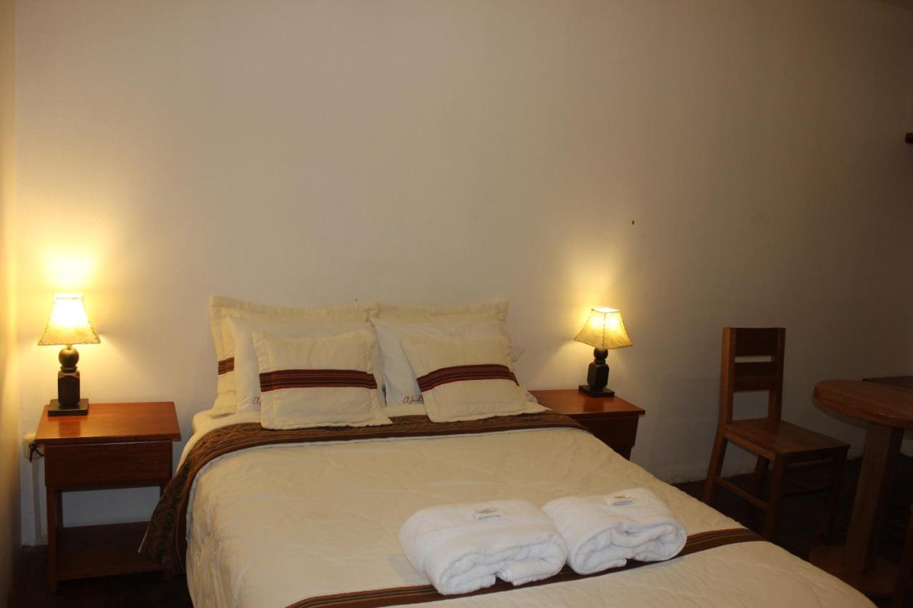 El Jacal Backpacker Hostel Уарас Екстериор снимка