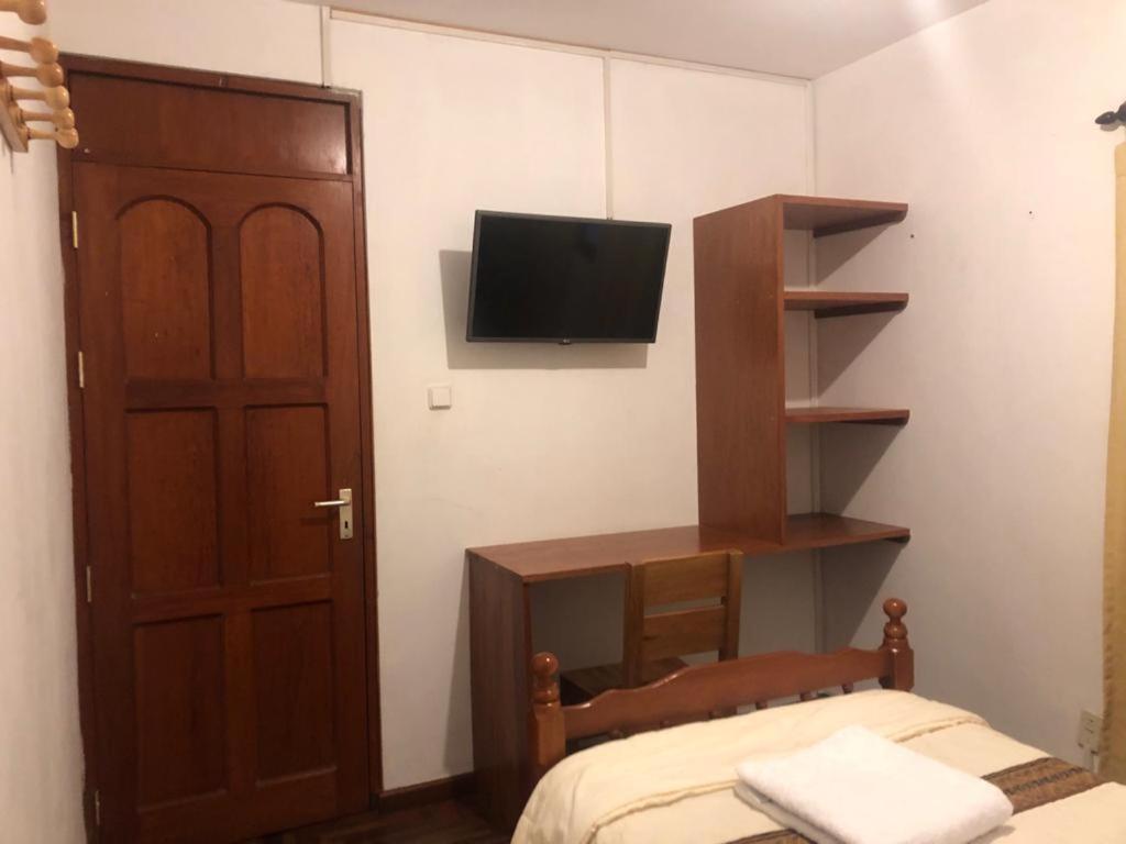 El Jacal Backpacker Hostel Уарас Екстериор снимка