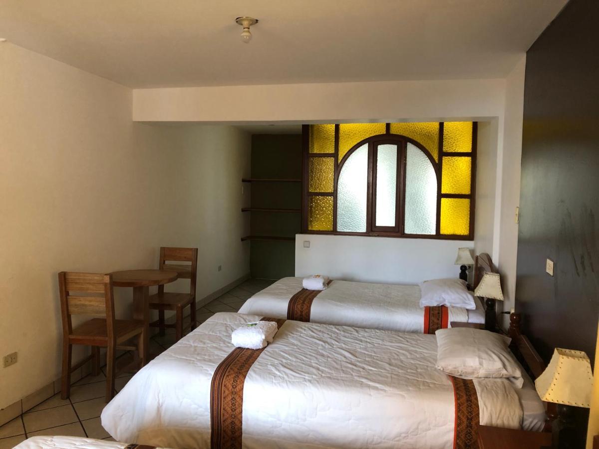 El Jacal Backpacker Hostel Уарас Екстериор снимка
