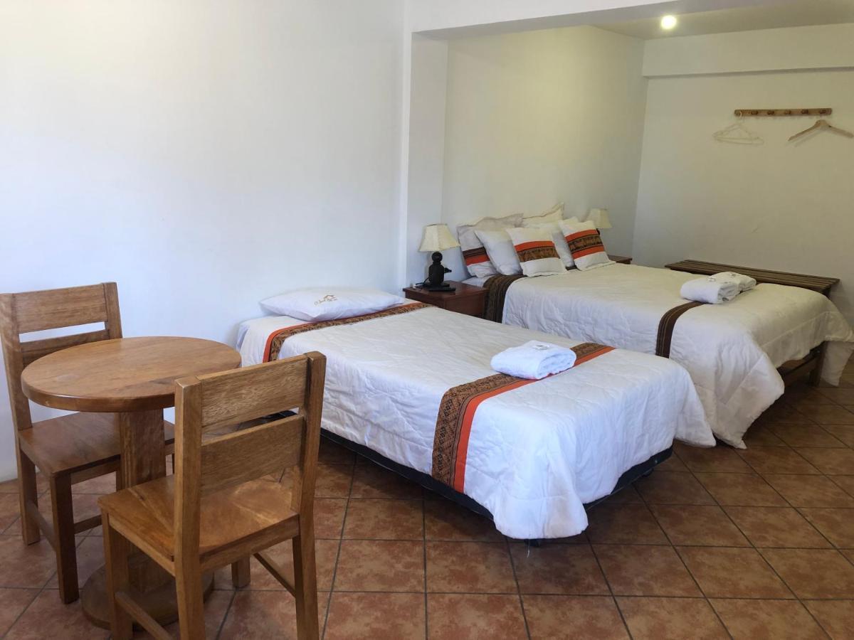 El Jacal Backpacker Hostel Уарас Екстериор снимка