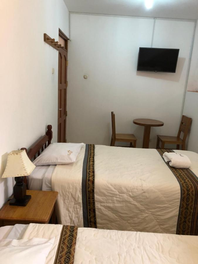 El Jacal Backpacker Hostel Уарас Екстериор снимка