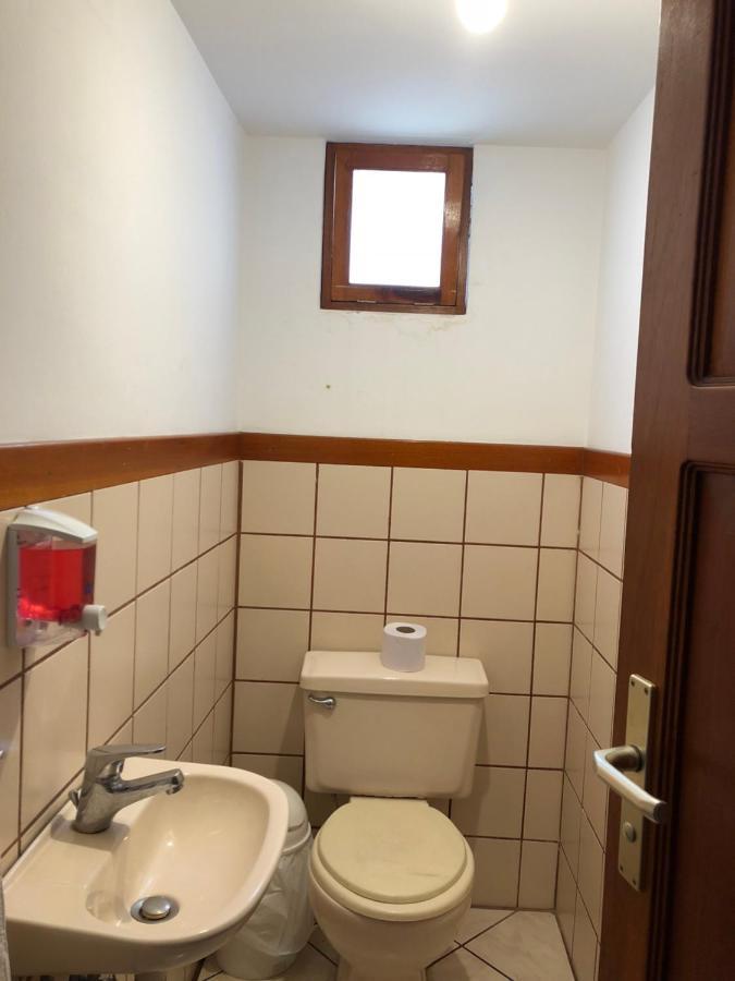 El Jacal Backpacker Hostel Уарас Екстериор снимка