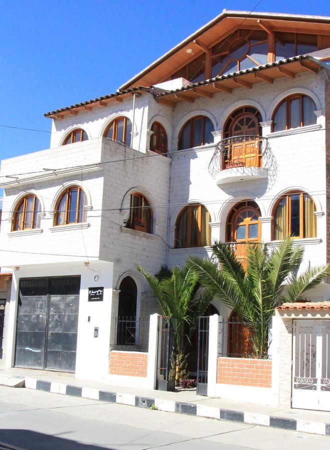 El Jacal Backpacker Hostel Уарас Екстериор снимка
