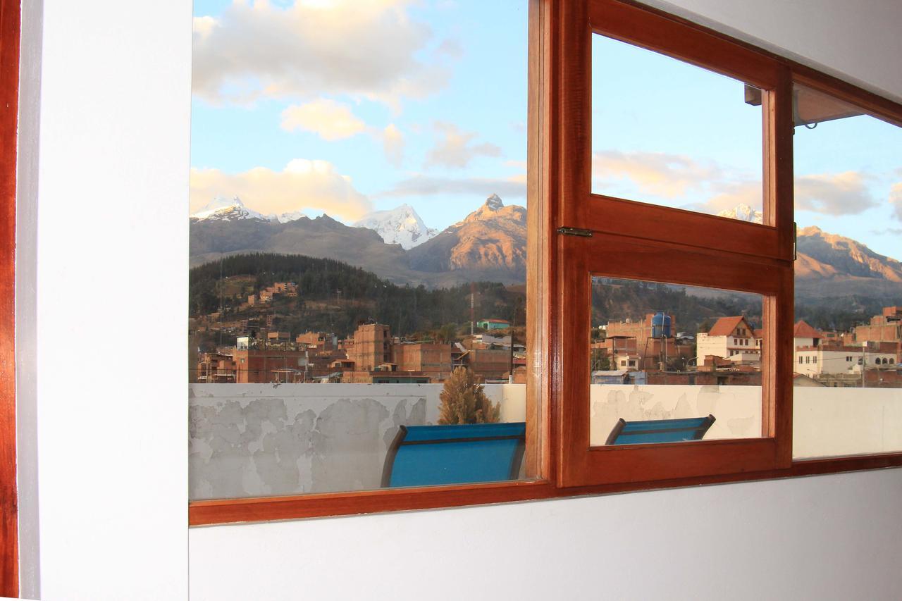 El Jacal Backpacker Hostel Уарас Екстериор снимка