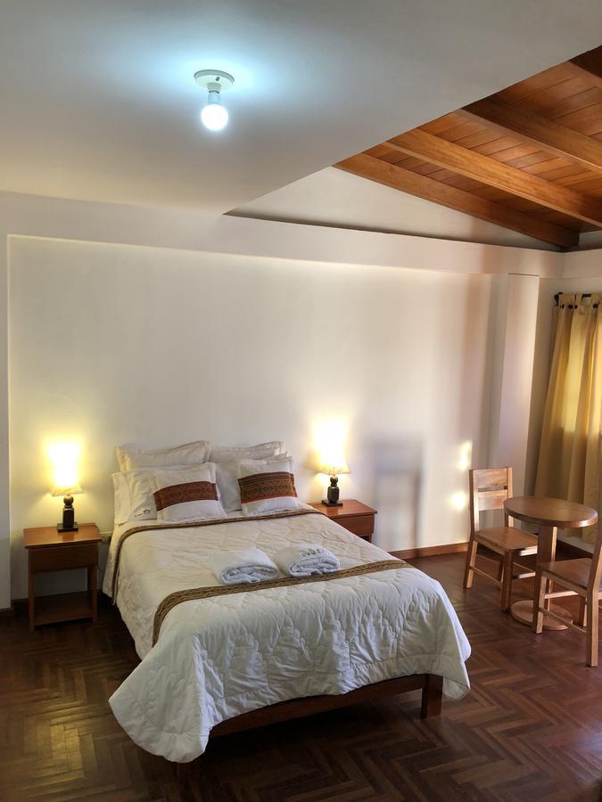 El Jacal Backpacker Hostel Уарас Екстериор снимка